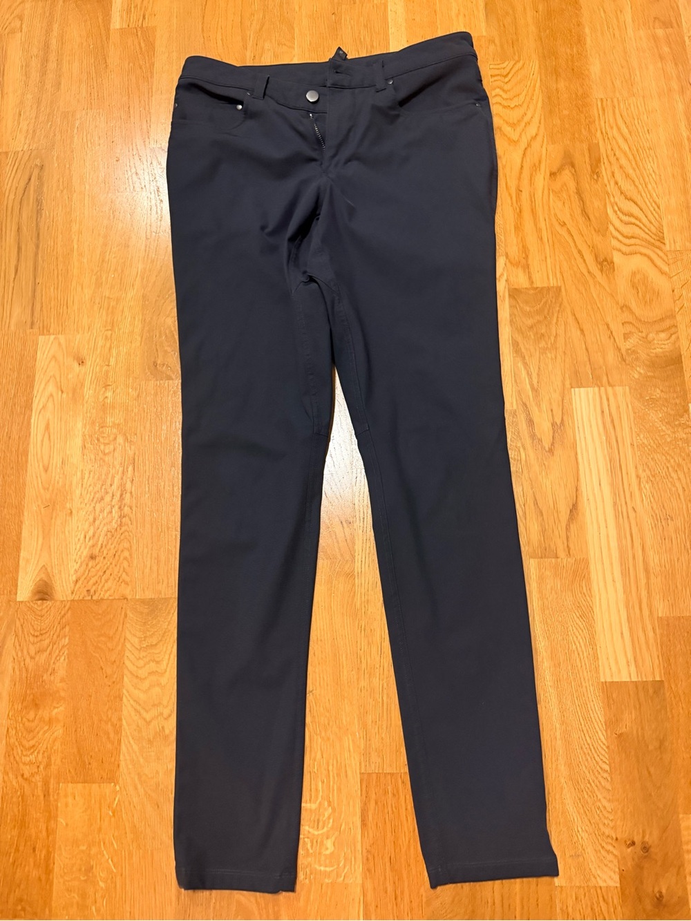 Lululemon ABC skinny fit pant 34”